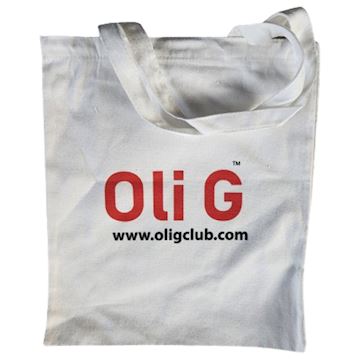 OLI G MARKETING WITTE CANVAS TAS 18.7 x 15 cm